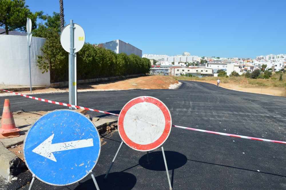 Sul Informação - Portimão: Nova estrada de acesso à Pedra Mourinha abre esta tarde