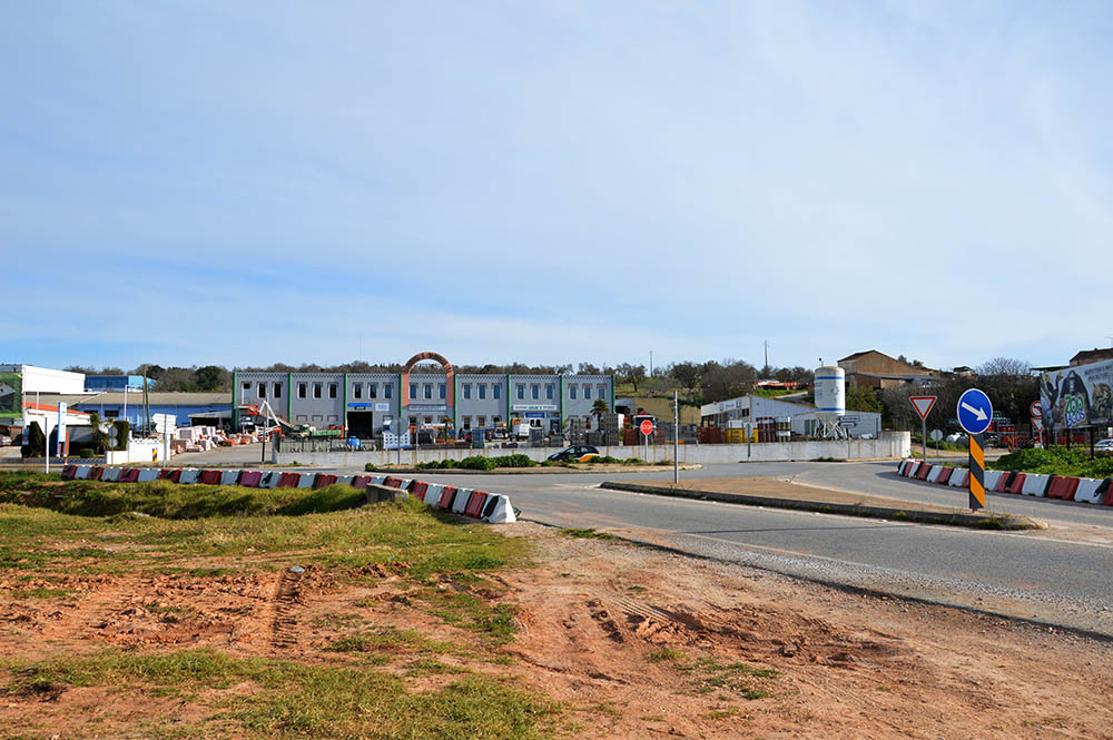 Sul Informação - Obras na EN125 já recomeçaram…mas pouco