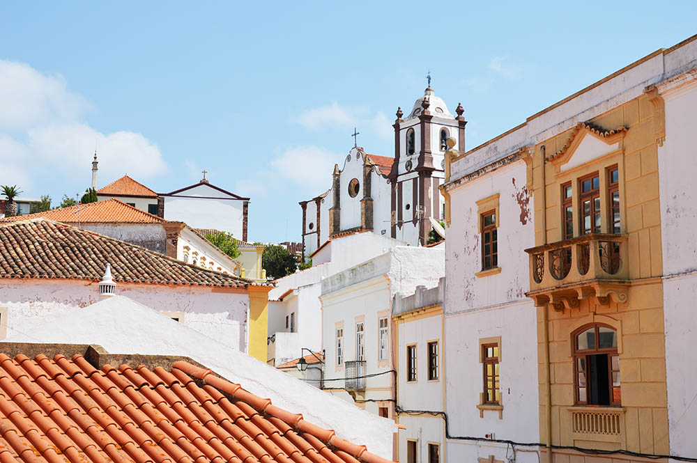 Sul Informação - Câmara de Silves dá 350 mil euros em apoios a 65 associações do concelho