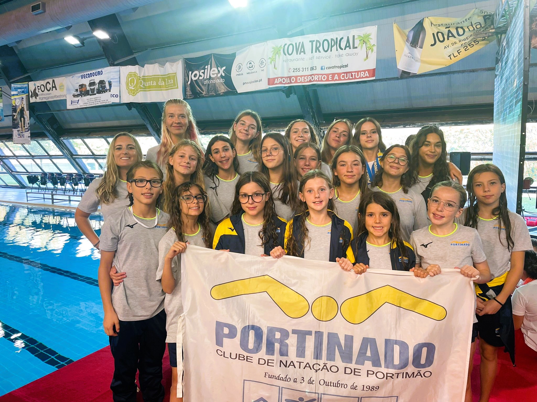 Sul Informação - Atletas da Portinado trazem cinco medalhas do nacional de natação artística