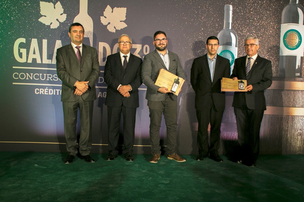 Sul Informação - Três vinhos do Algarve premiados com Ouro pelo Crédito Agrícola