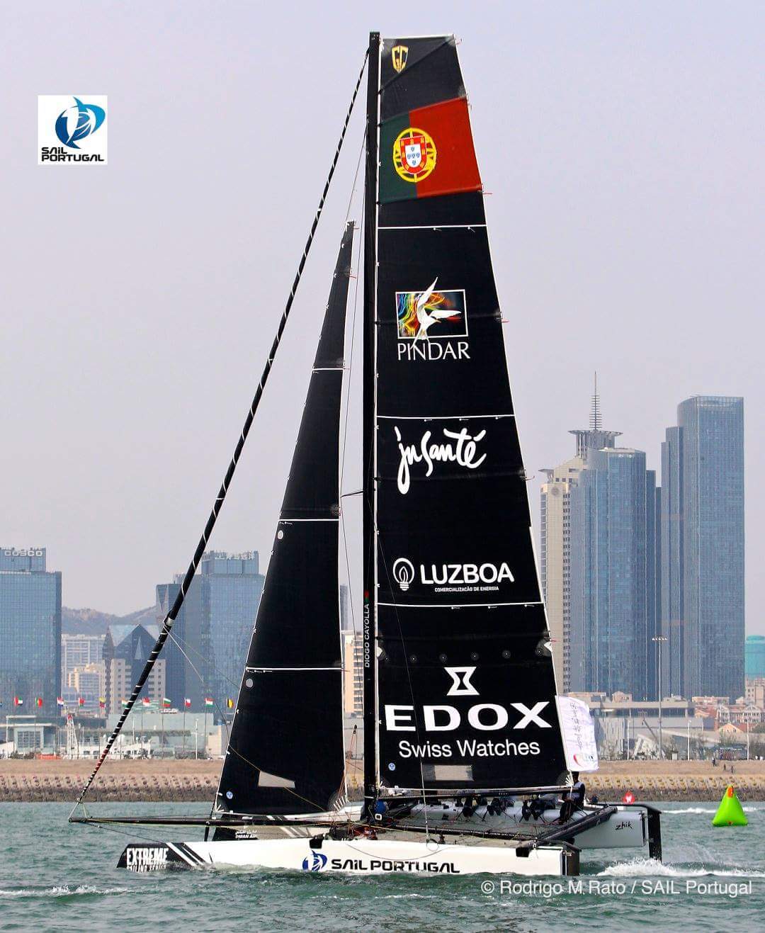 Sul Informação - Equipa portuguesa com algarvio Luís Brito em 2º na etapa chinesa da Extreme Sailing Series