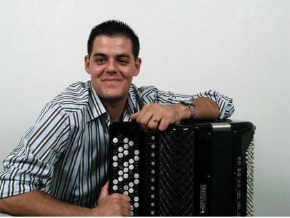Sul Informação - Acordeonista Silvino Campos dá “Música nas Igrejas” de Tavira