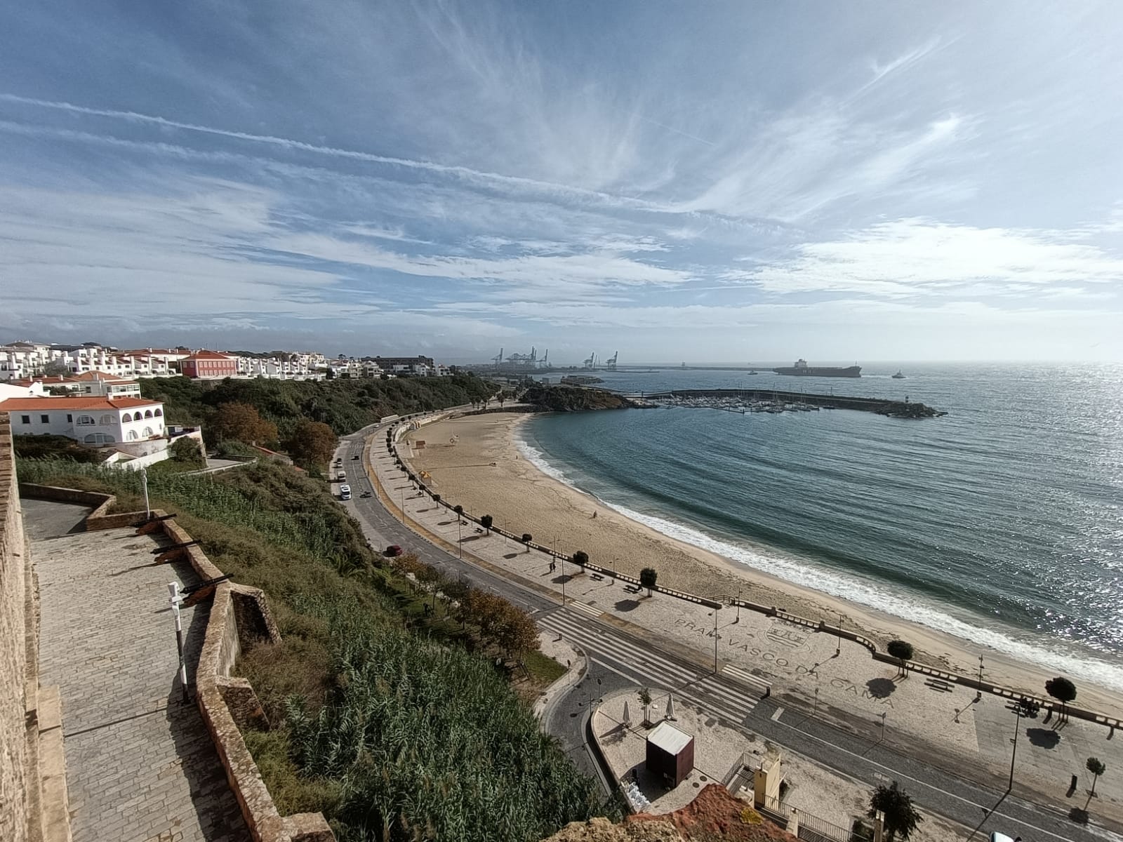 Sul Informação - Tasquinhas “invadem” frente marítima de Sines para mais um ano de sons e sabores