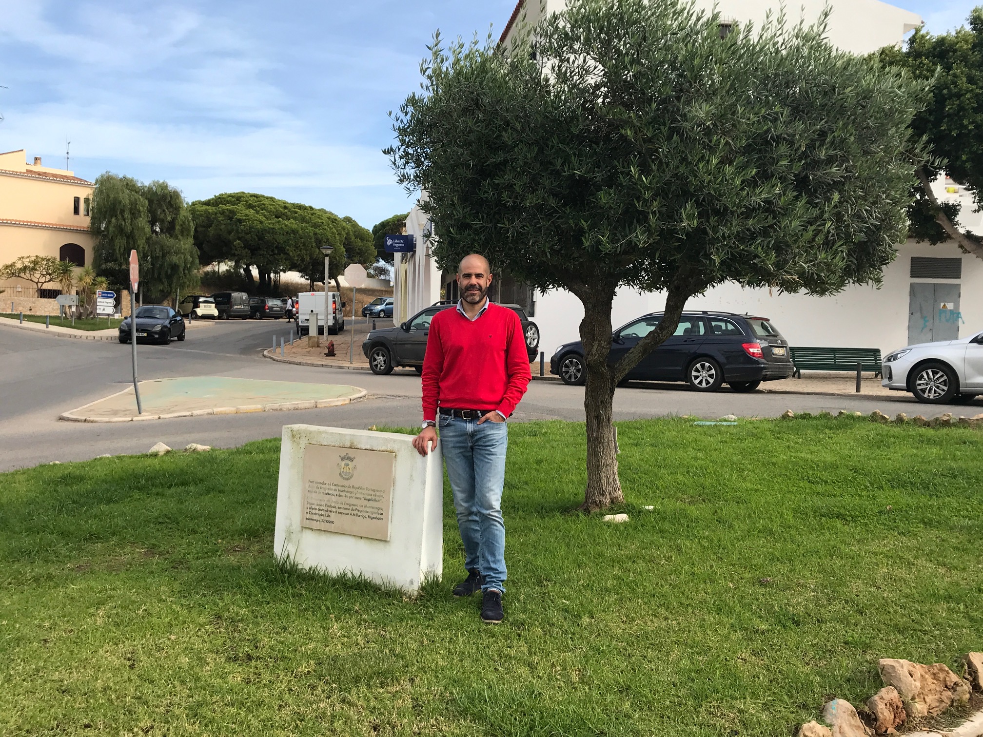 Sul Informação - Junta de Freguesia de Montenegro reduz para metade rega de jardins