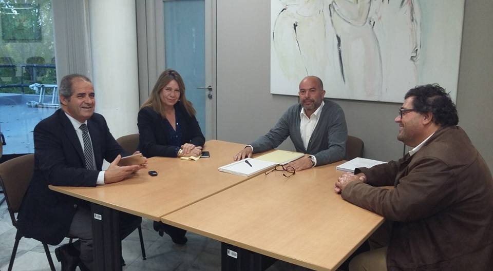 Sul Informação - CDS-PP: Teresa Caeiro visitou Vila do Bispo e Aljezur para conhecer problemas da Costa Vicentina