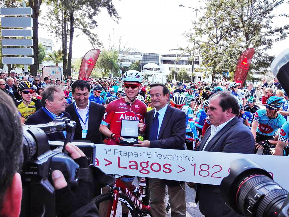 Sul Informação - Fotogaleria: Emoções do ciclismo regressam com a Volta ao Algarve 2017