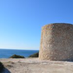 Sul Informação - Torre da Lapa volta a ser atalaia na costa de Lagoa após restauro cuidado