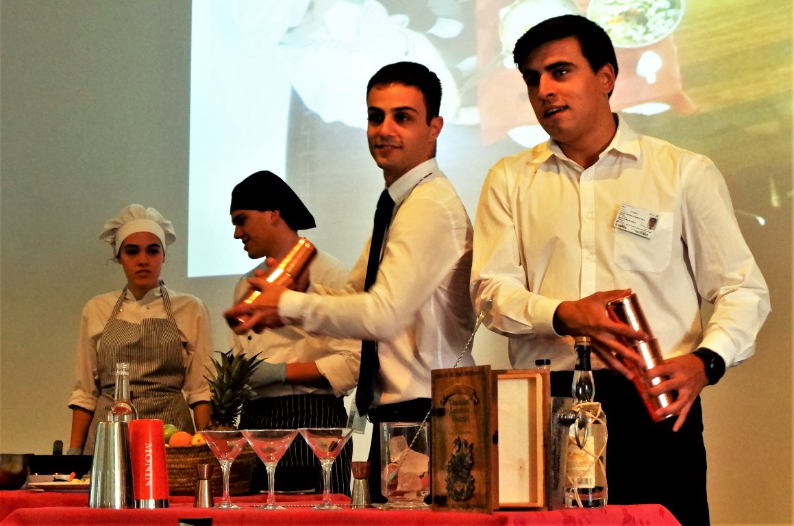 Sul Informação - Empresas andam à caça de talentos na Escola de Hotelaria e Turismo do Algarve [com fotos]
