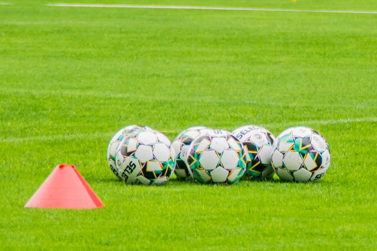 Sul Informação - Esperança de Lagos, Olhanense e Ferreiras seguem em frente na Taça de Portugal