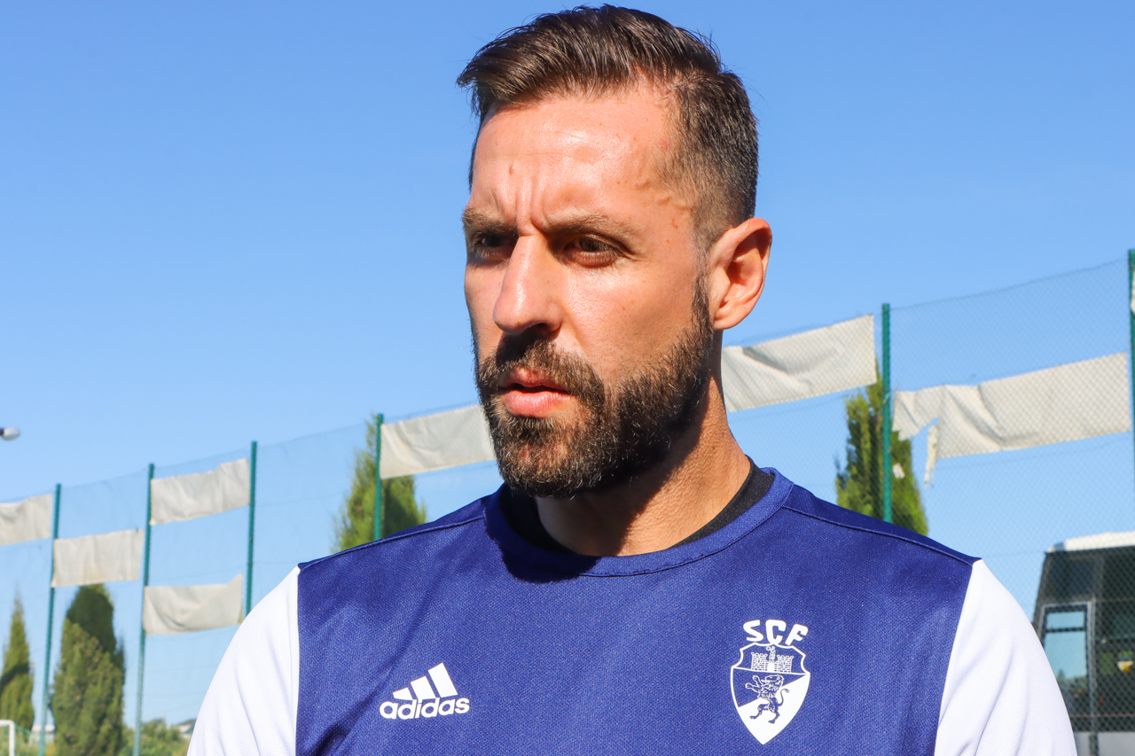 Sul Informação - Defendi chega ao Farense com vontade «de ajudar a garantir permanência»
