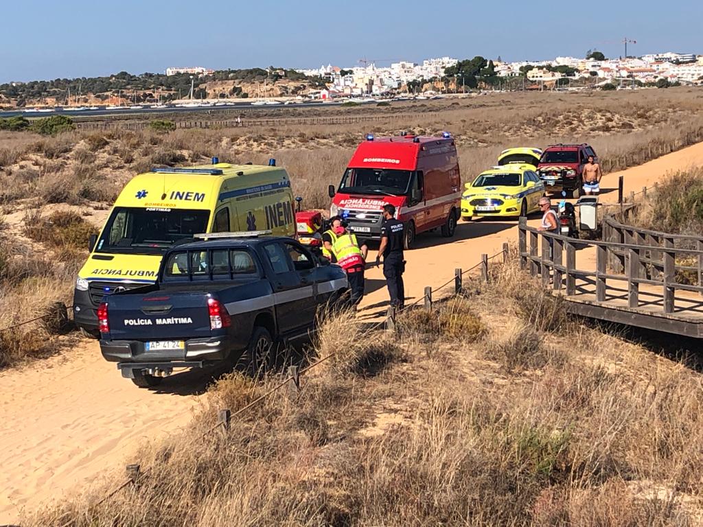 Sul Informação - Kitesurfers feridos com gravidade na Ria de Alvor transportados de helicóptero para o hospital