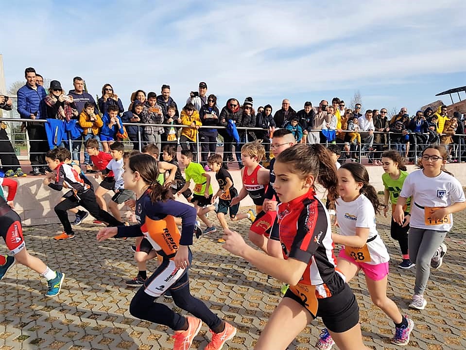 Sul Informação - Ferreiras vence no arranque da nova época de Triatlo no Algarve