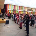Sul Informação - Turma do Agrupamento de Escolas Poeta António Aleixo oferece cadeira de rodas à Pediatria do hospital de Portimão