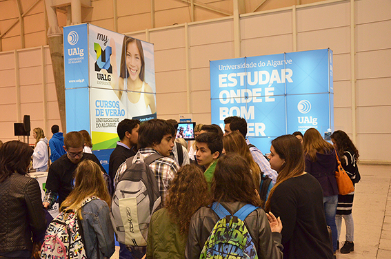 Sul Informação - Universidade do Algarve mostra-se na Futurália