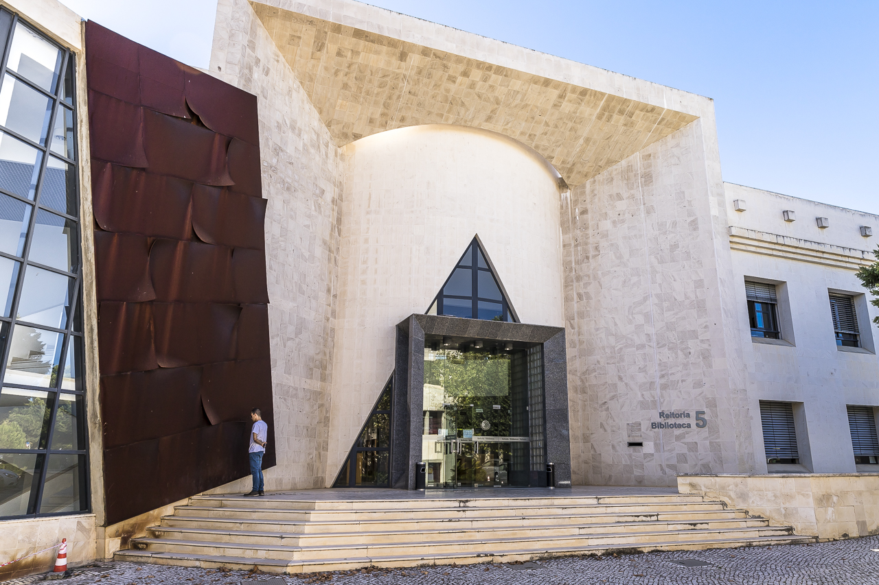 Sul Informação - Livro sobre desenvolvimento sustentável do oceano é apresentado na Universidade do Algarve
