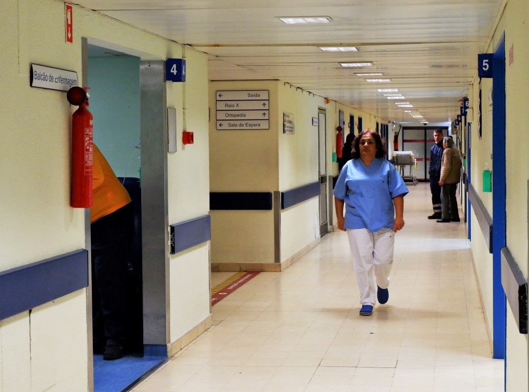 Sul Informação - Depois das denúncias, chega o reforço aos hospitais do Algarve