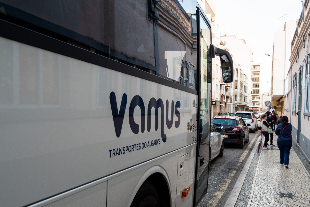 Sul Informação - Com a nova rede de transportes do Algarve, VAMUS entrar «no século XXI»