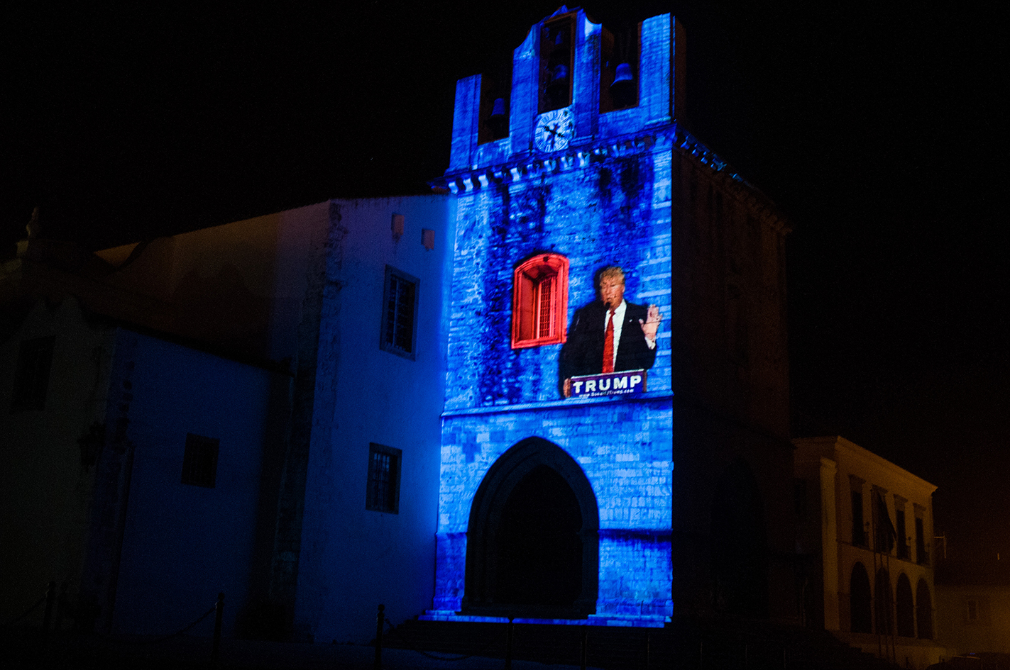 Sul Informação - Fotogaleria: Videomapping voltou a dar vida e cor à Sé de Faro