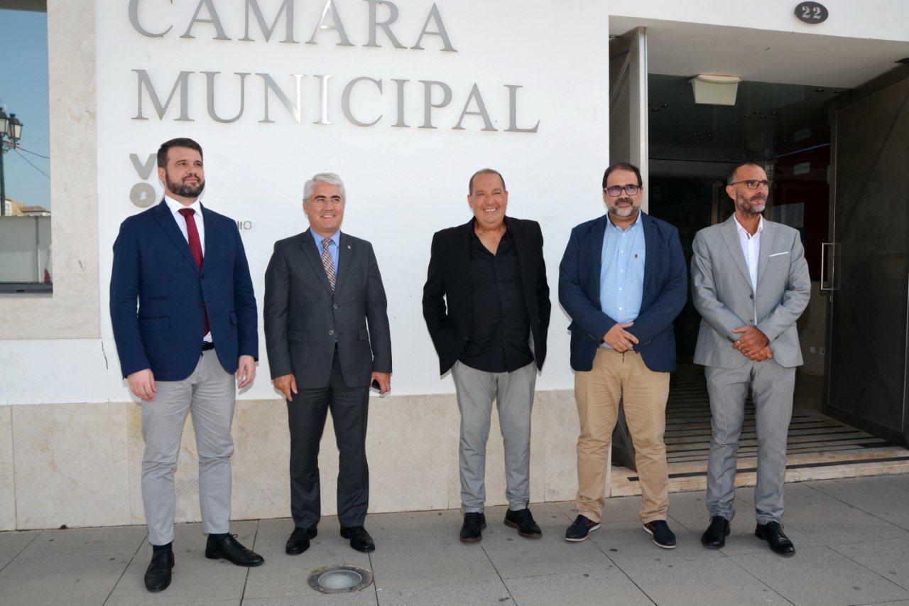 Sul Informação - VRSA: autarquia e secretário de estado avaliam requalificação do Centro de Alto Rendimento