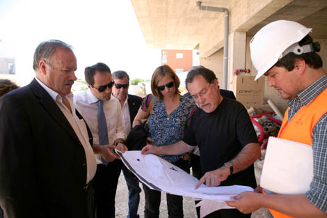Sul Informação - Manuel da Luz visitou obras do novo Centro de Emprego e Formação Profissional de Portimão