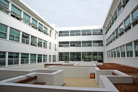Sul Informação - Terras do Infante aprovam Moção de Repúdio pela paragem das obras da Escola Secundária de Lagos