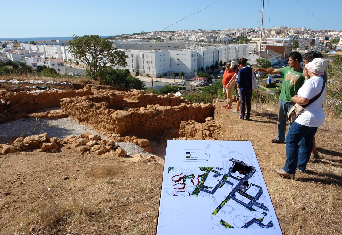 Sul Informação - Há tesouros arqueológicos no Monte Molião de Lagos e todos os podem descobrir no dia 17 de Agosto