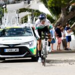 Sul Informação - Ethan Hayter caiu, mas segue de amarelo e aumenta distância para João Rodrigues na Volta ao Algarve