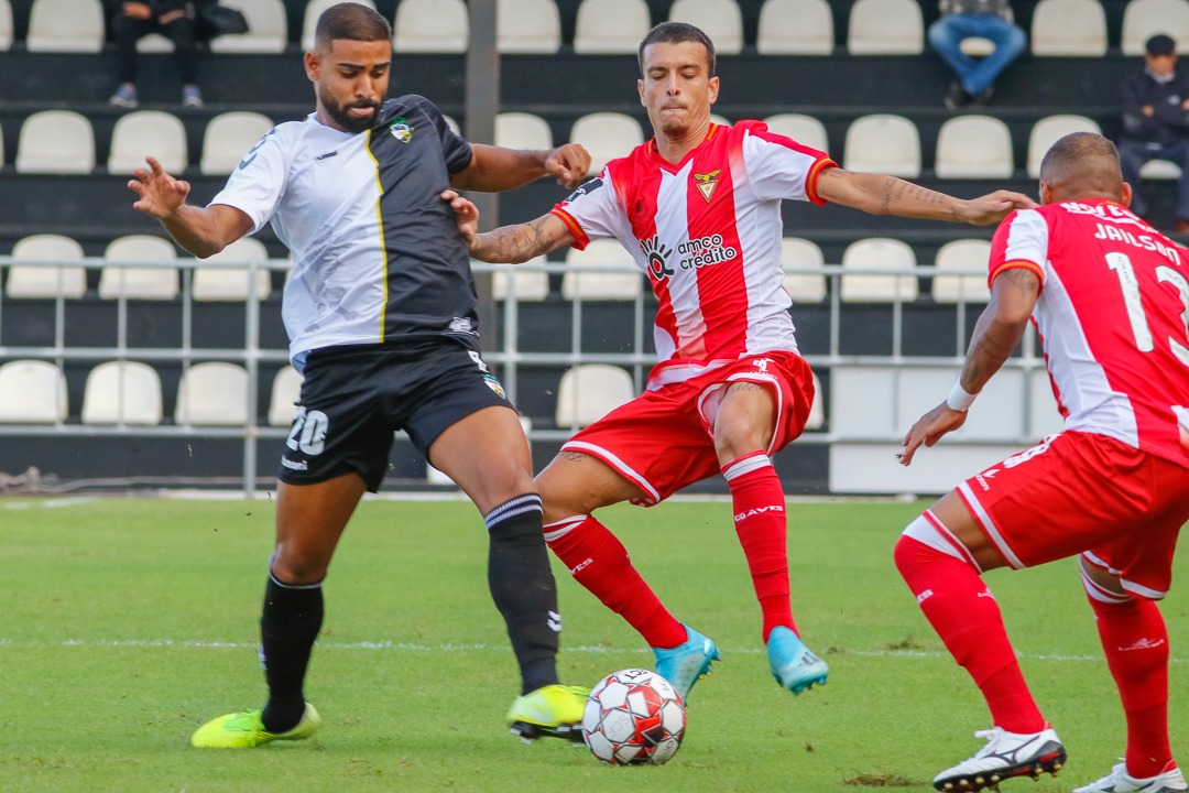 Sul Informação - Farense “de gala” goleia Aves e segue em frente na Taça de Portugal