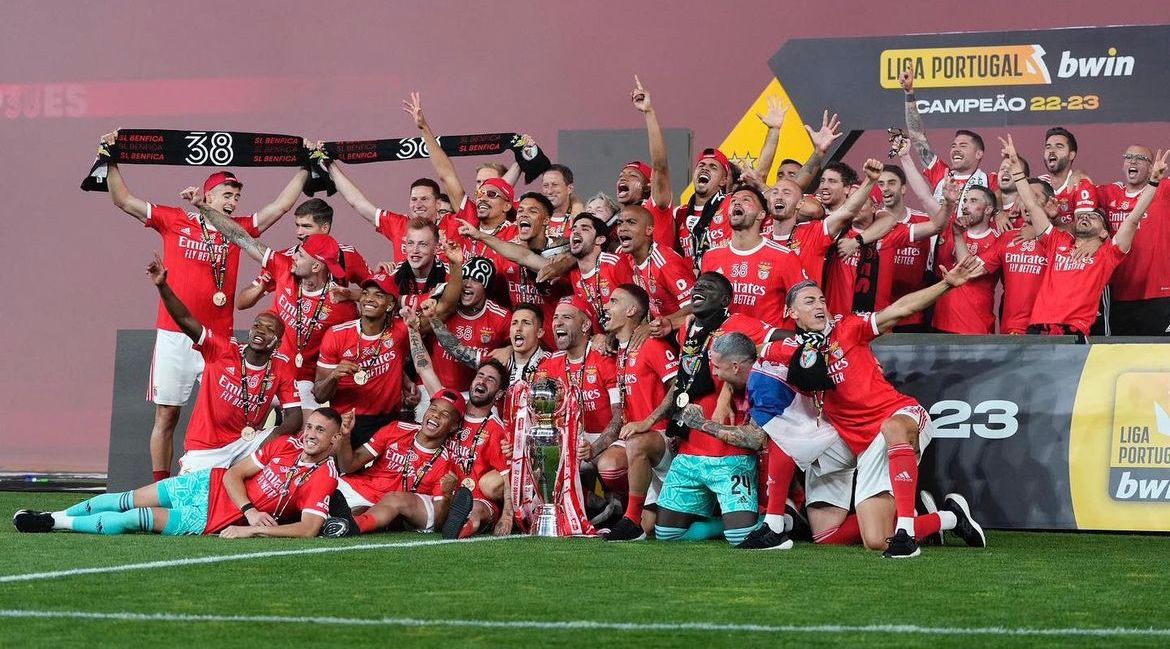 Sul Informação - Algarvios Gonçalo Ramos e João Neves sagram-se campeões nacionais pelo Benfica