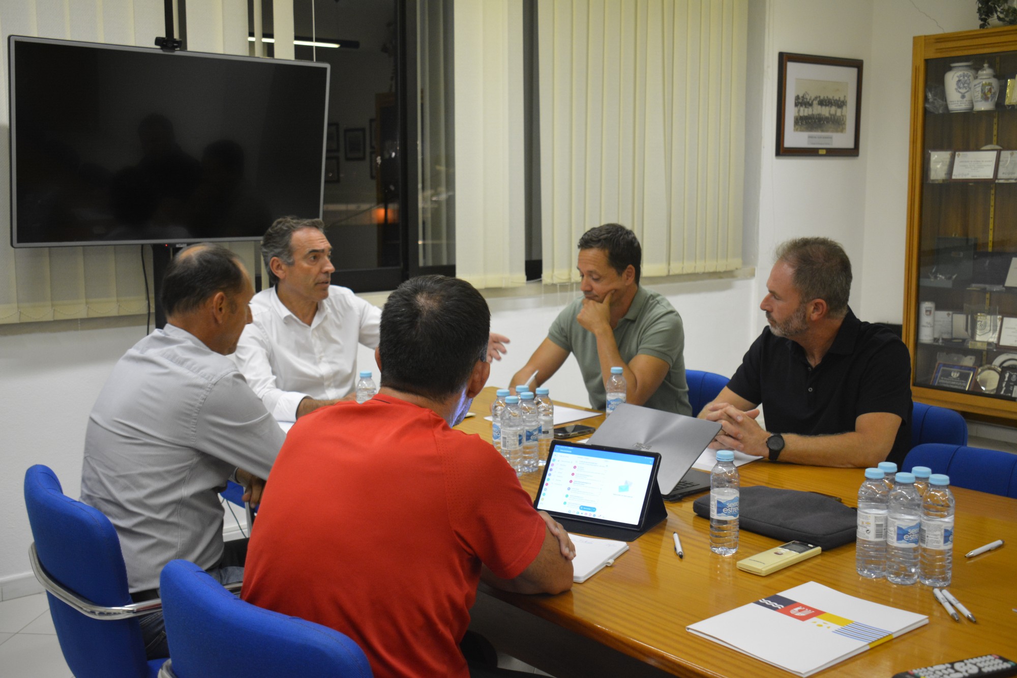 Sul Informação - Associação de Futebol do Algarve reuniu-se com Federação Nacional de Futevólei