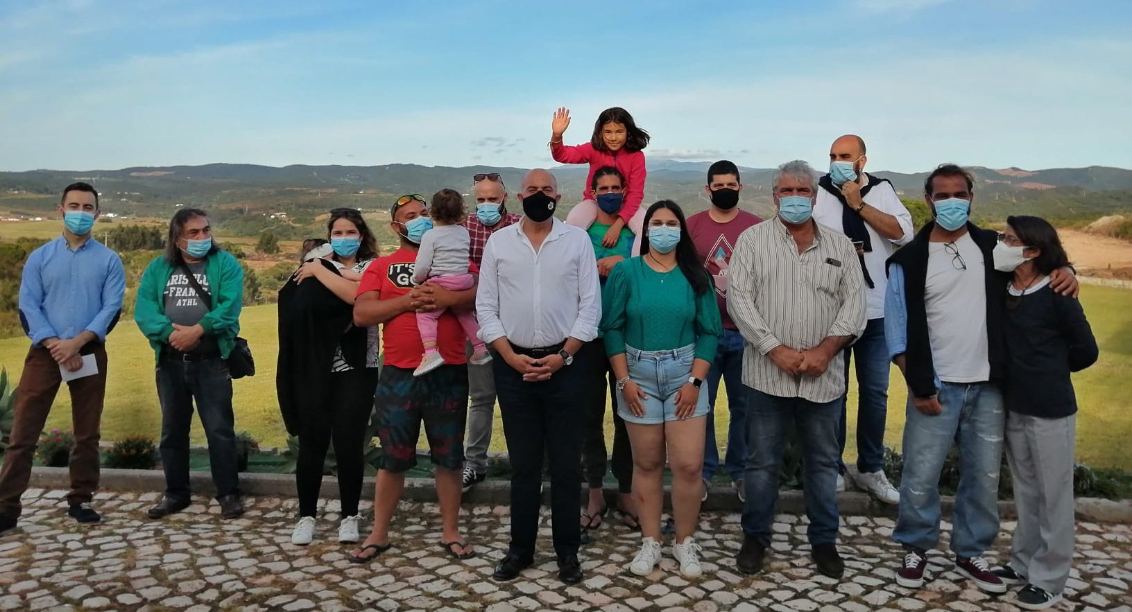 Sul Informação - Aljezur contrata artistas locais que tiveram espetáculos cancelados para atuar nas redes sociais