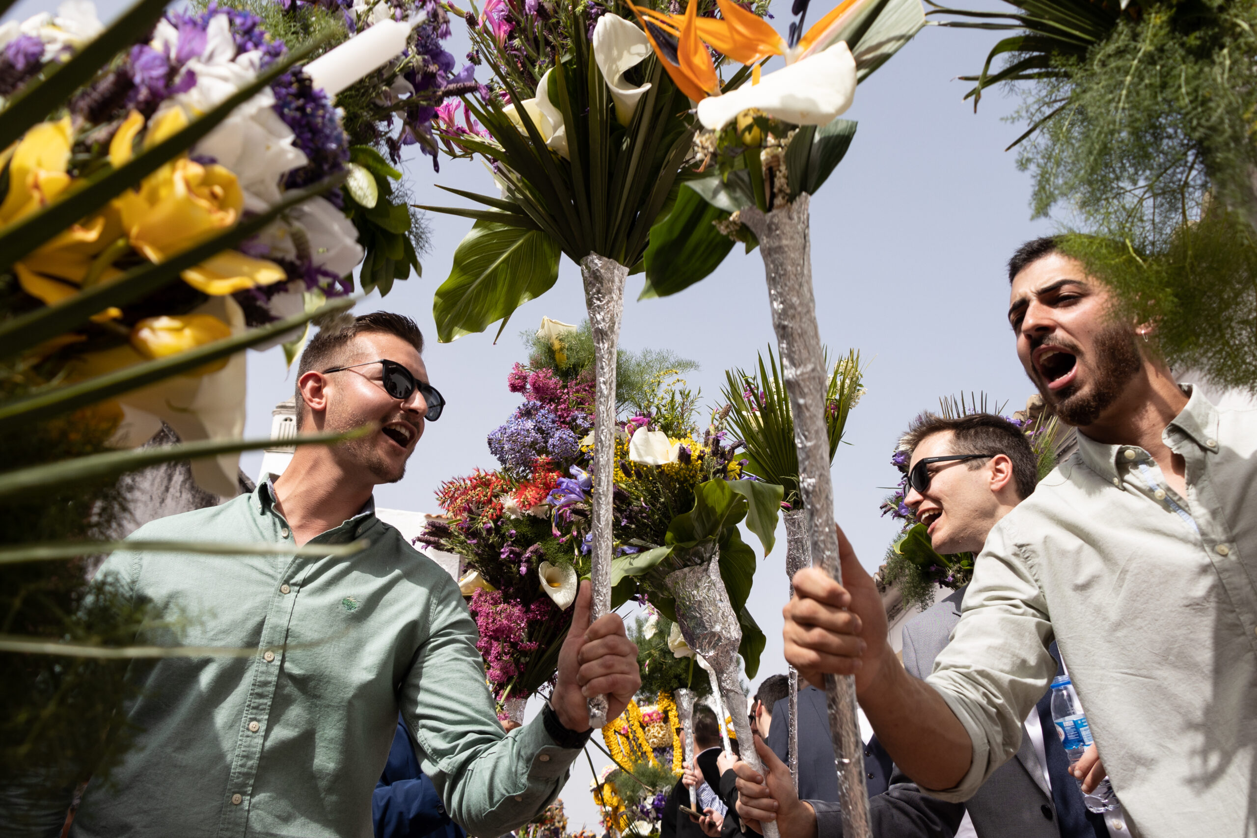 Sul Informação - Tochas floridas e milhares de pessoas celebram a festa da Ressurreição em São Brás de Alportel