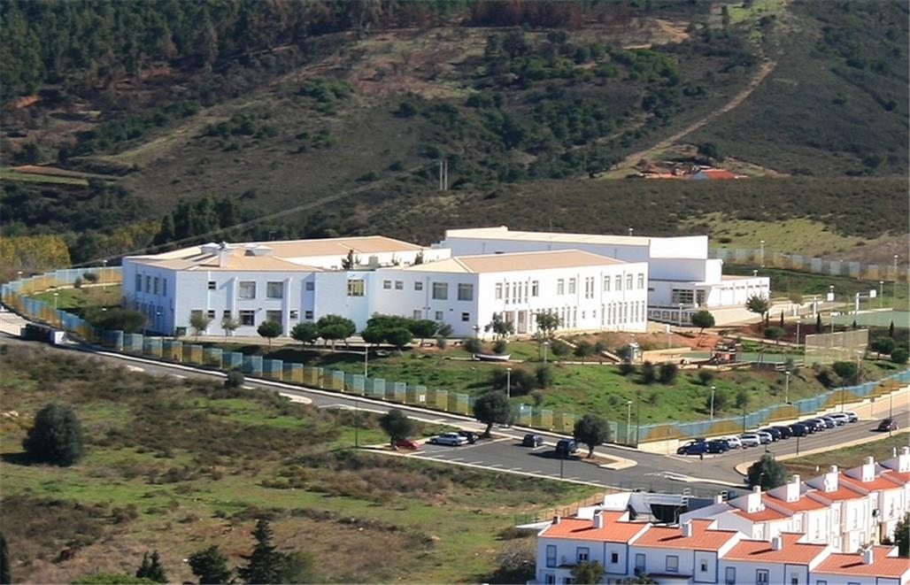 Sul Informação - Aljezur quer que Escola EBI/JI se passe a chamar Piedade Matoso