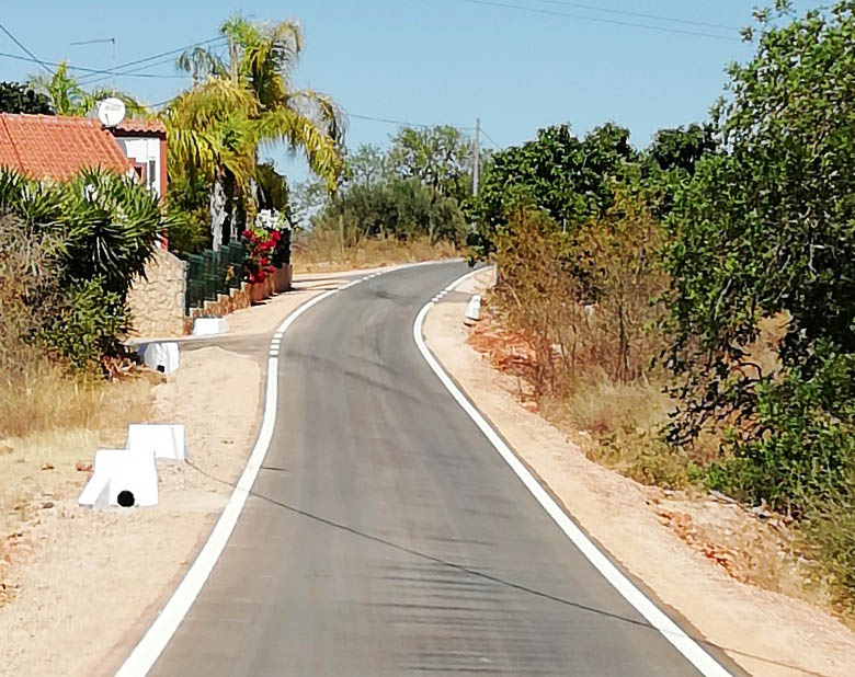 Sul Informação - Silves: Caminho da Amendoeira já está pavimentado