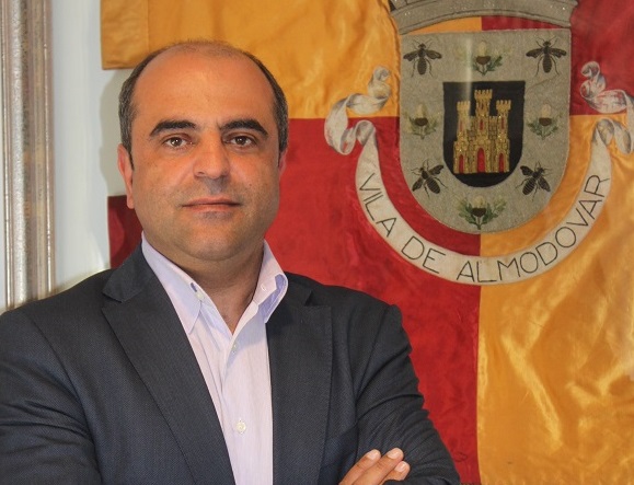 Sul Informação - António Bota recandidata-se à presidência da Câmara Municipal de Almodôvar
