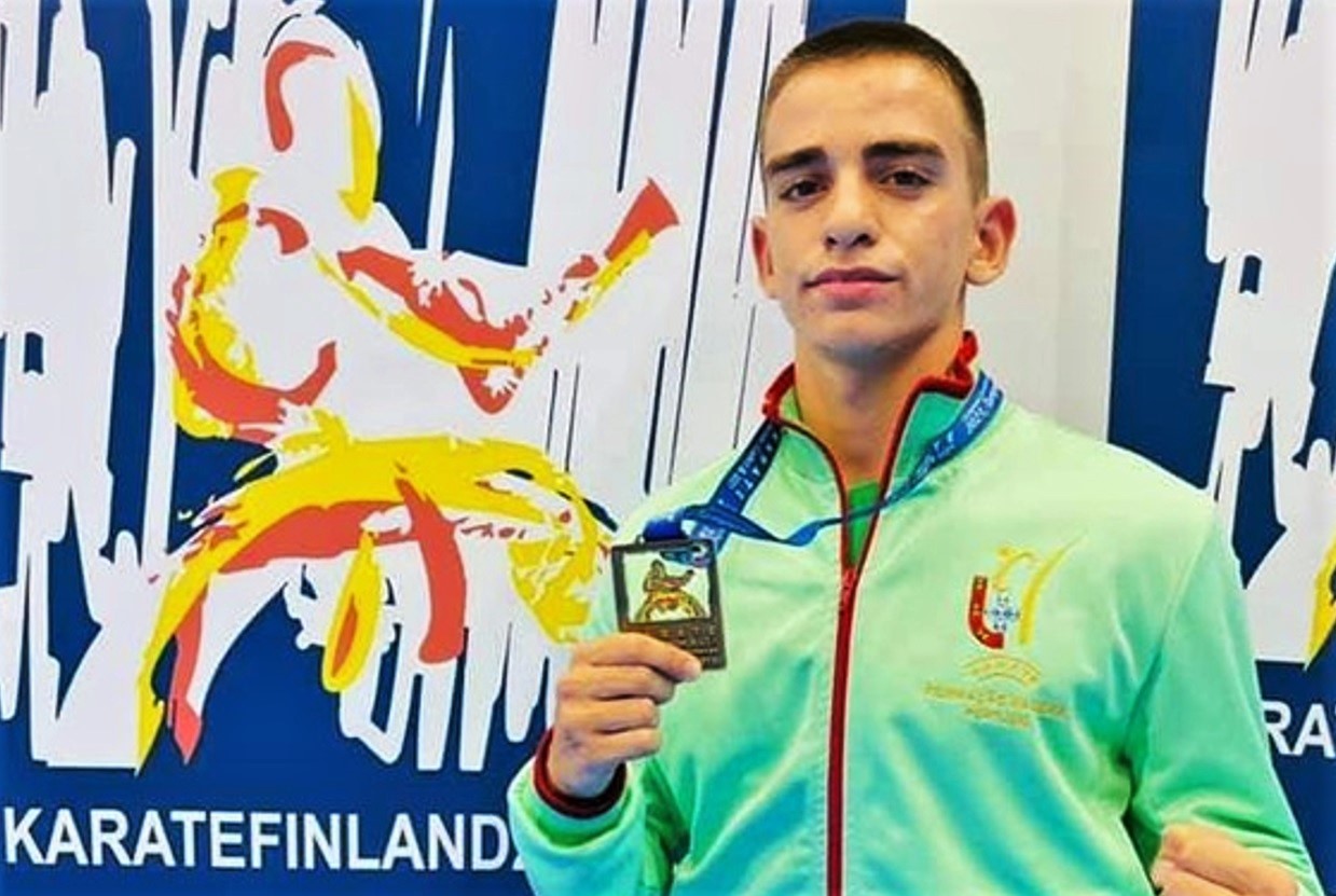 Sul Informação - Quarteirense Artur Neto conquista medalha de bronze nos Europeus de karaté