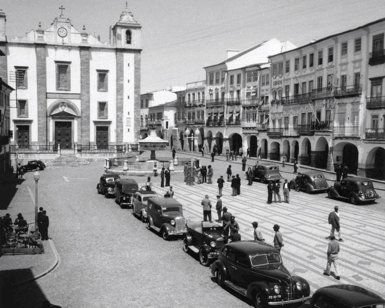 Sul Informação - Évora celebra Artur Pastor com exposição de fotografias na Igreja do Salvador