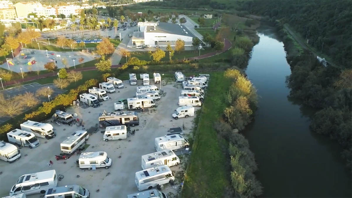 Sul Informação - Rede de Acolhimento ao Autocaravanismo da Região do Algarve expande-se no concelho de Silves