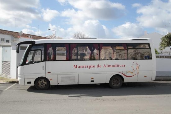 Sul Informação - Almodôvar assegura transporte a alunos que estudem em Beja e Faro