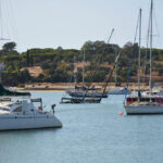 Sul Informação - Iate fundeado frente a Alvor foi ao fundo