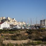 Sul Informação - Estaleiros de Faro e Marina de Vilamoura “desfazem-se” de barcos abandonados