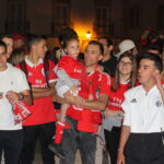 Sul Informação - Algarvios saíram à rua para festejar o 37º campeonato do Benfica [fotogaleria]