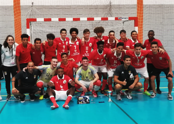 Sul Informação - Benfica apadrinha jogo de apresentação do futsal do Sambrasense