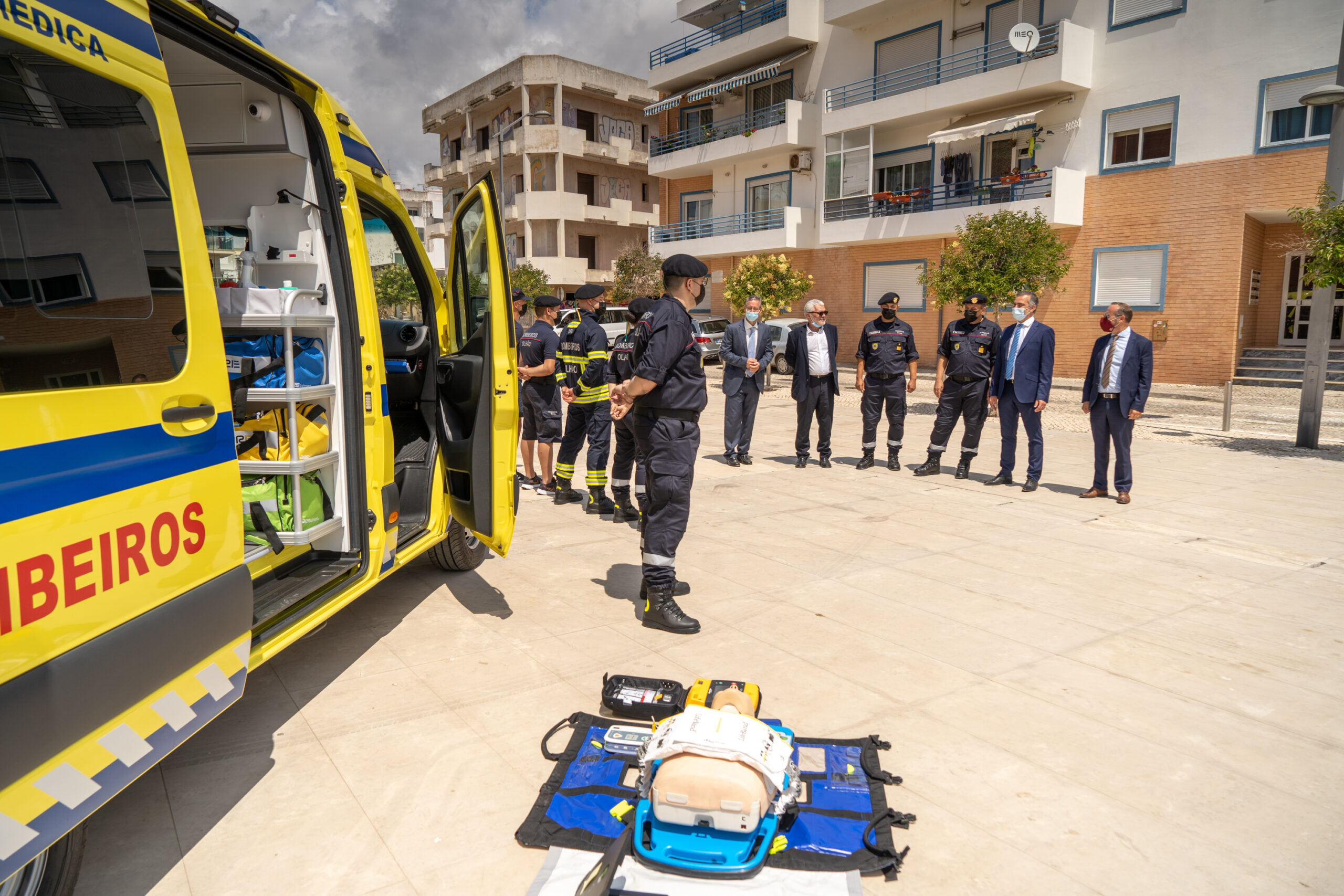 Sul Informação - Bombeiros de Olhão têm nova ambulância