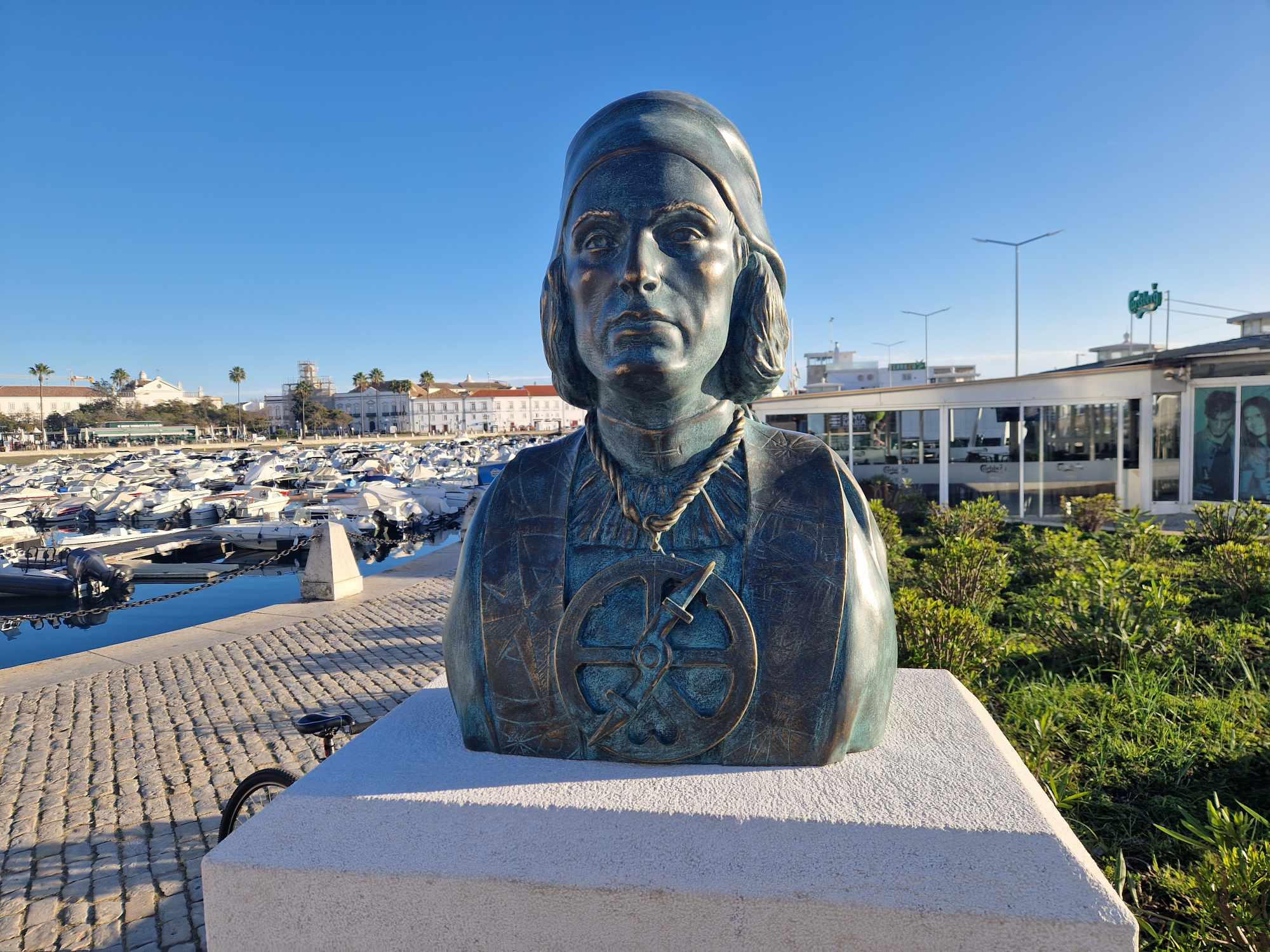 Sul Informação - Faro inaugura busto de Bartolomeu Dias