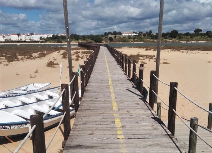 Sul Informação - Obras de substituição do cais da praia de Cabanas já começaram