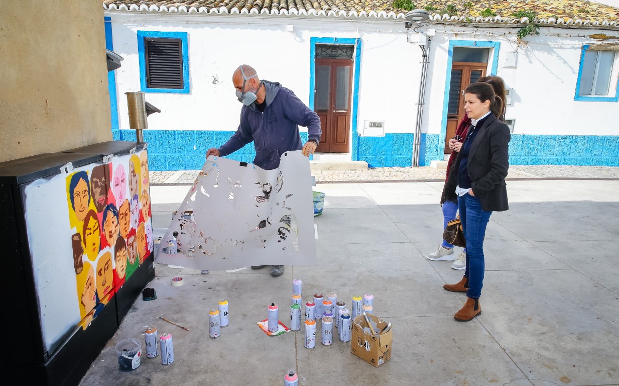 Sul Informação - Albufeira mostra os seus usos e costumes em caixas de eletricidade