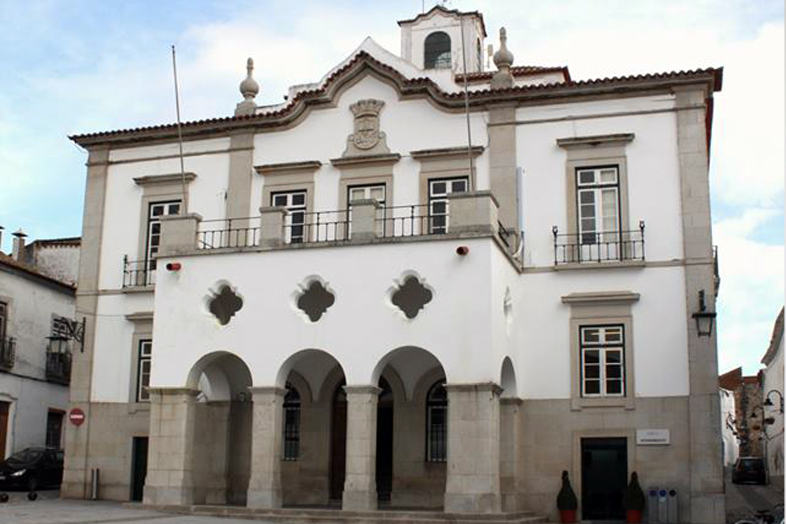 Sul Informação - Serpa vence duas menções honrosas no prémio Aristides de Sousa Mendes