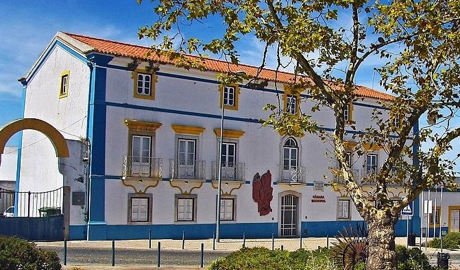 Sul Informação - Câmara de Grândola diz que vai analisar proposta do Belenenses SAD de se mudar para o Alentejo
